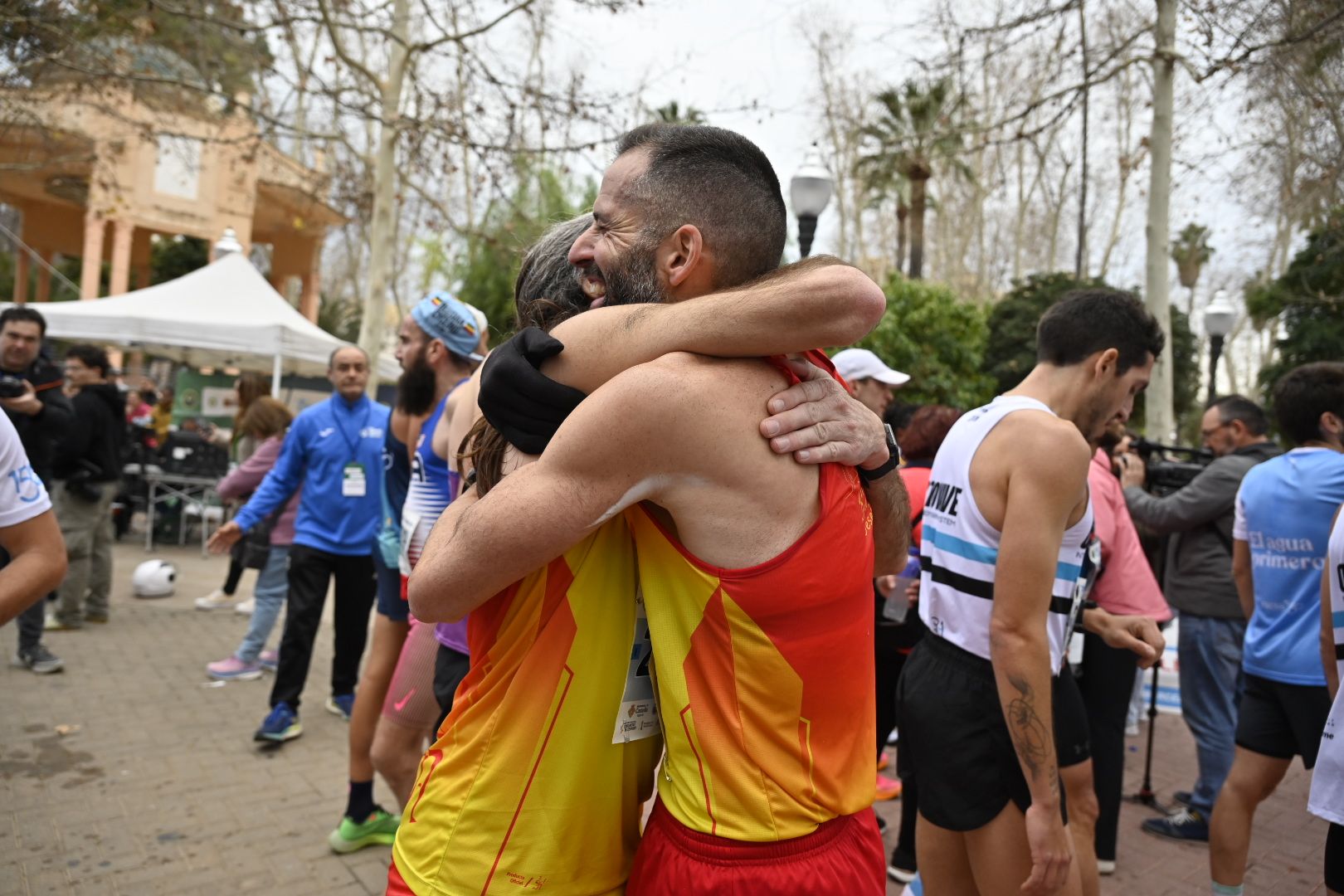 Búscate en las fotos: Las mejores imágenes del Marató bp y el 10K Facsa 2024 de Castelló