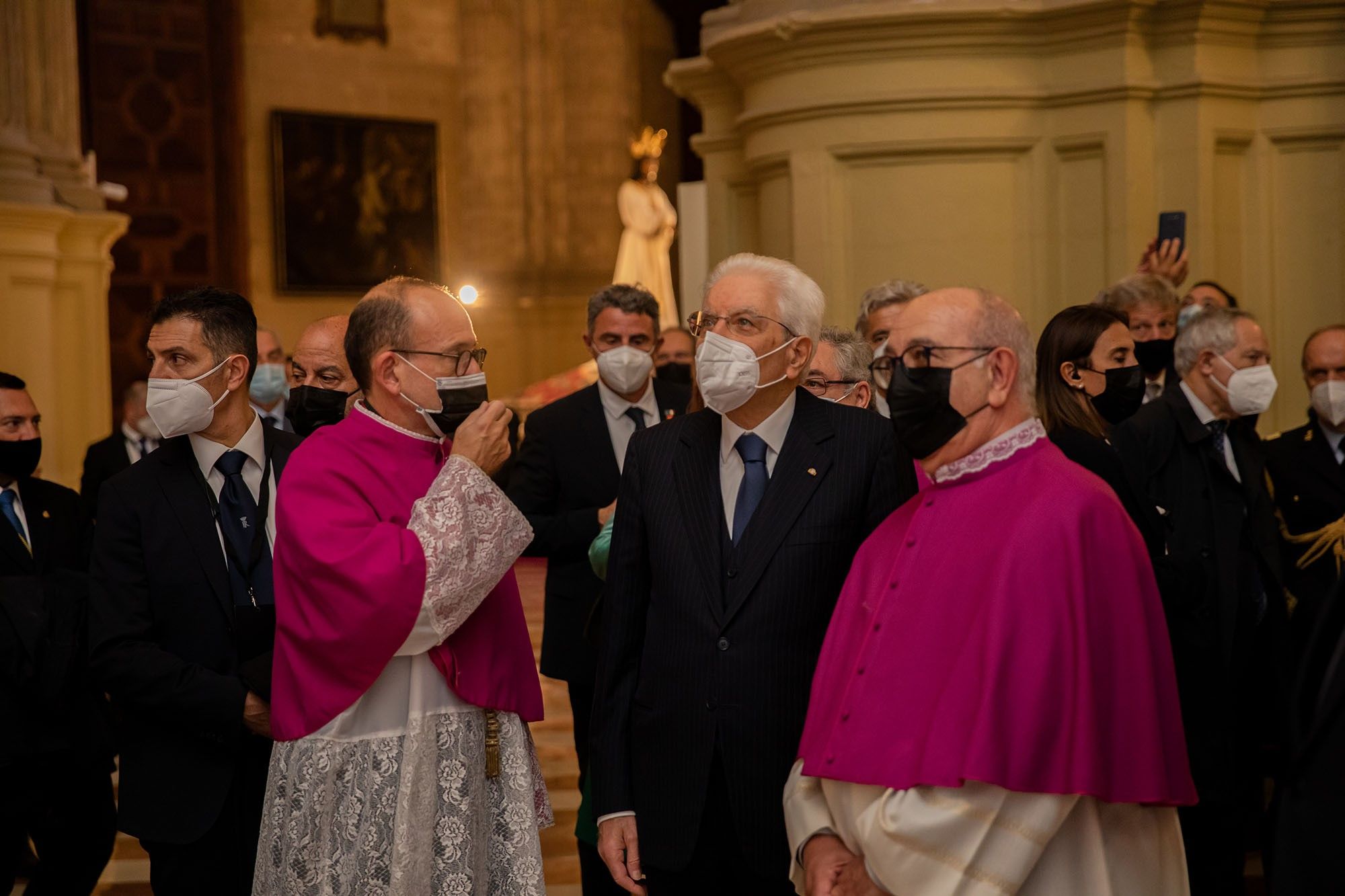 El presidente de Italia, Sergio Mattarella, aprovecha su estancia en Málaga y visita 'El Verbo Encarnado'