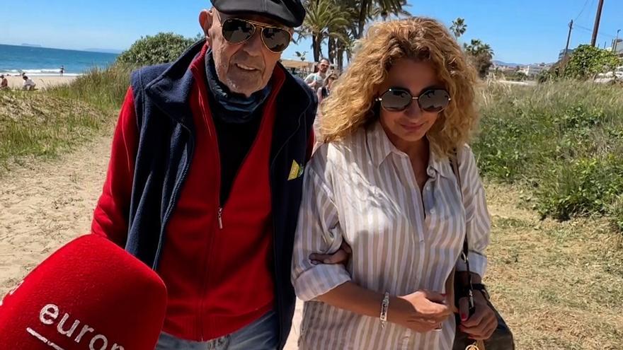 Julián Muñoz recibe la visita de uno de sus grandes examores en plena lucha contra el cáncer