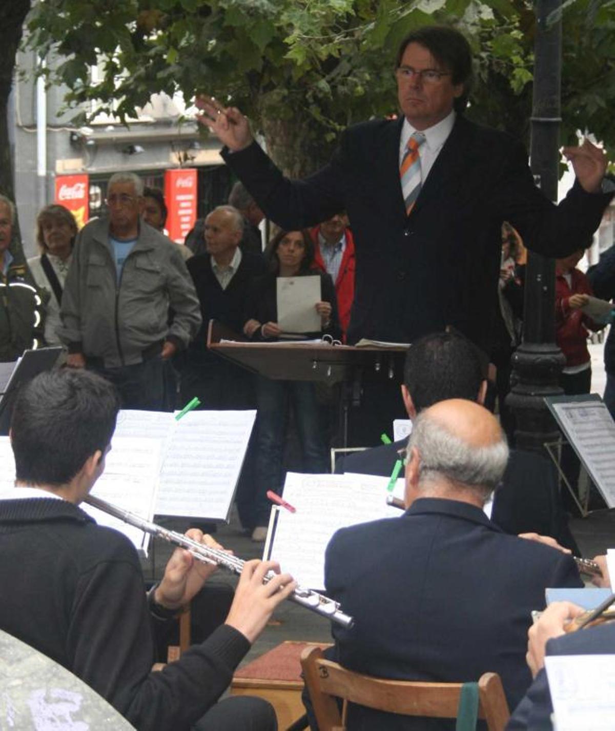 «Por acústica, espacio y tranquilidad, necesitamos un nuevo local de ensayo» Música para la fiesta nacional en Candás