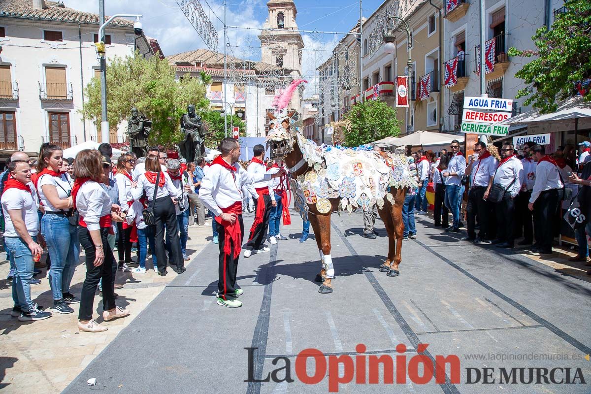 Recorrido Caballos del Vino día dos de mayo en Caravaca