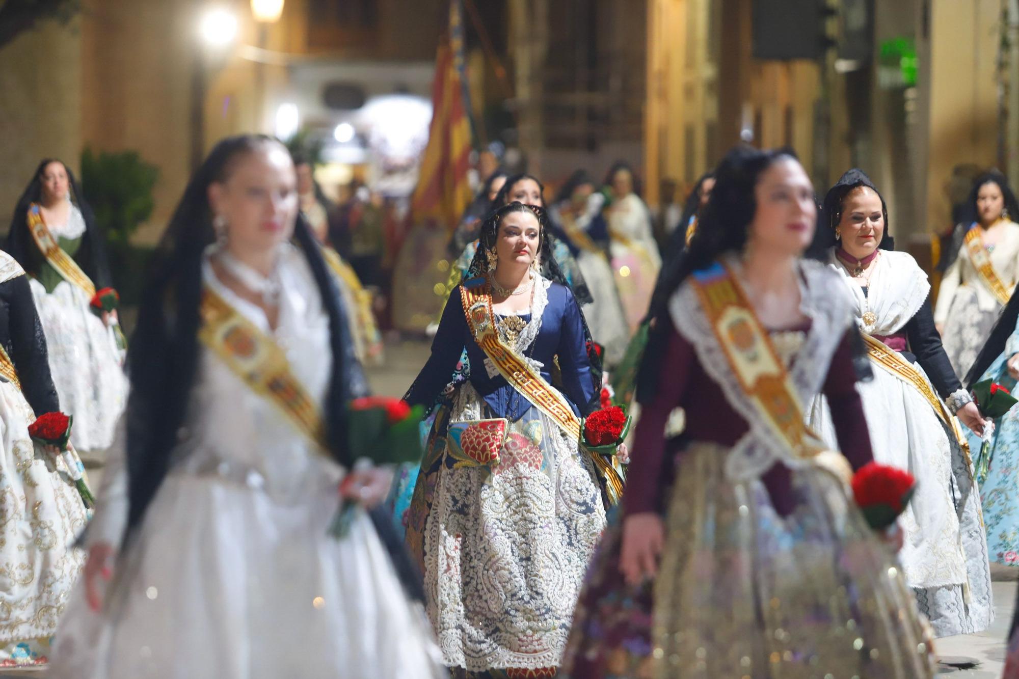 Búscate en el segundo día de la Ofrenda en la calle San Vicente entre las 24 y la 1 horas