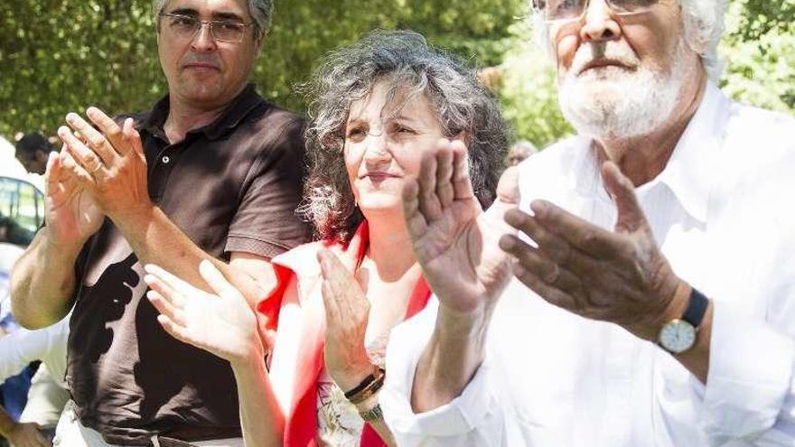 Carlos Aymerich, Lidia Santos y Beiras.