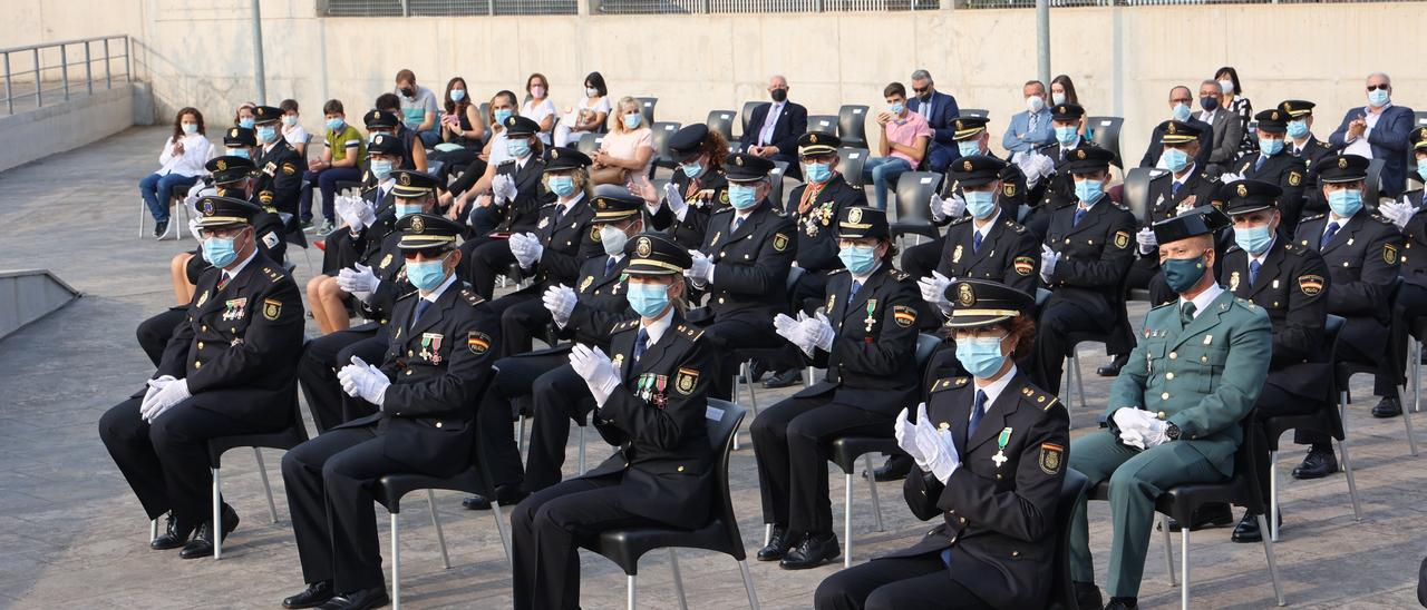 Imagen de la celebración de la fiesta patronal de la Policía Nacional, los Ángeles Custodios, en la comisaría de Castelló.