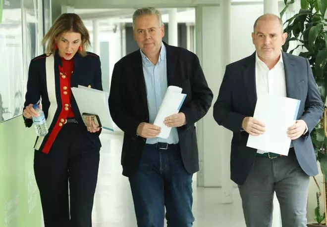 El Sergas rechaza el uso obligatorio de mascarillas para la gripe que propone Sanidad