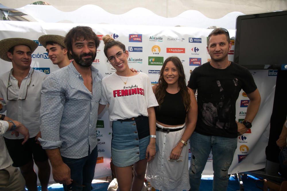 El director comercial de INFORMACIÓN, Víctor San Bartolomé, junto a Bea Torres y Noelia Ruano, de Beytex, y Víctor Pérez, de INFORMACIÓN.