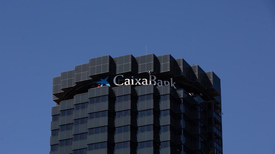 CaixaBank supera una caída en su operativa 'online'