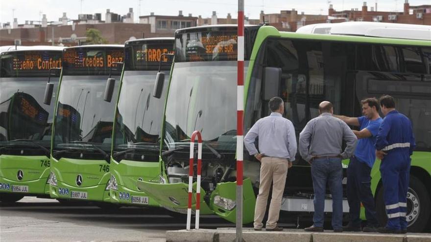 Tarjeta de Aucorsa por sevillanas