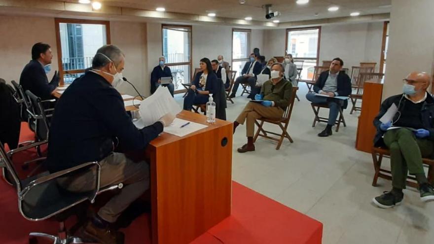 Alicante impulsa una oficina para coordinar las ayudas a autónomos y empresarios