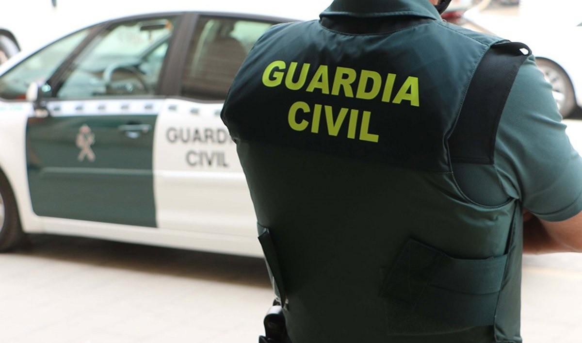 Un agente de la Guardia Civil, en uina imagen de archivo.