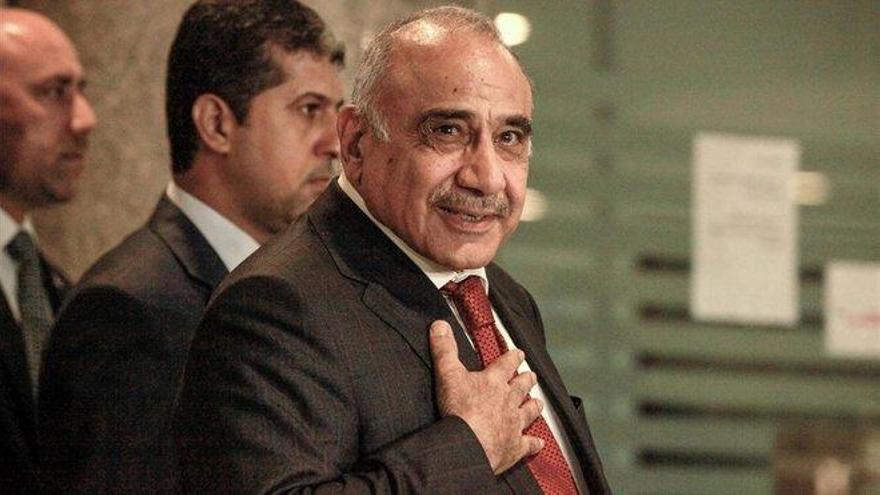 El Parlamento iraquí aprueba la dimisión del primer ministro