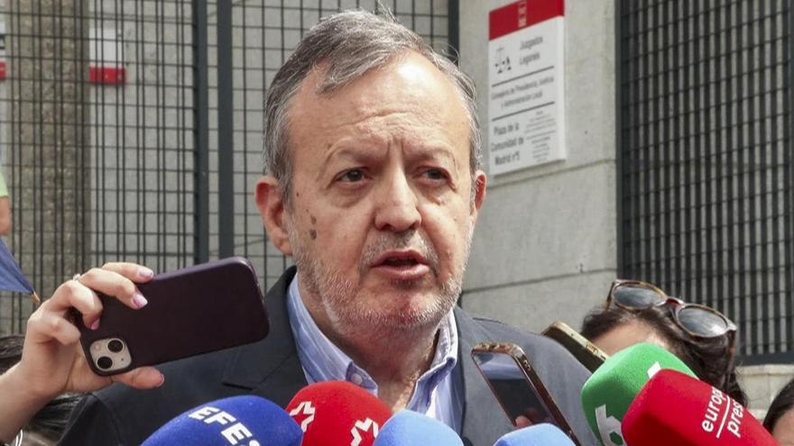 El asesor sanitario de Ayuso durante la pandemia admite ante la jueza que fue &quot;mando único&quot; y se enfrenta a una segunda imputación
