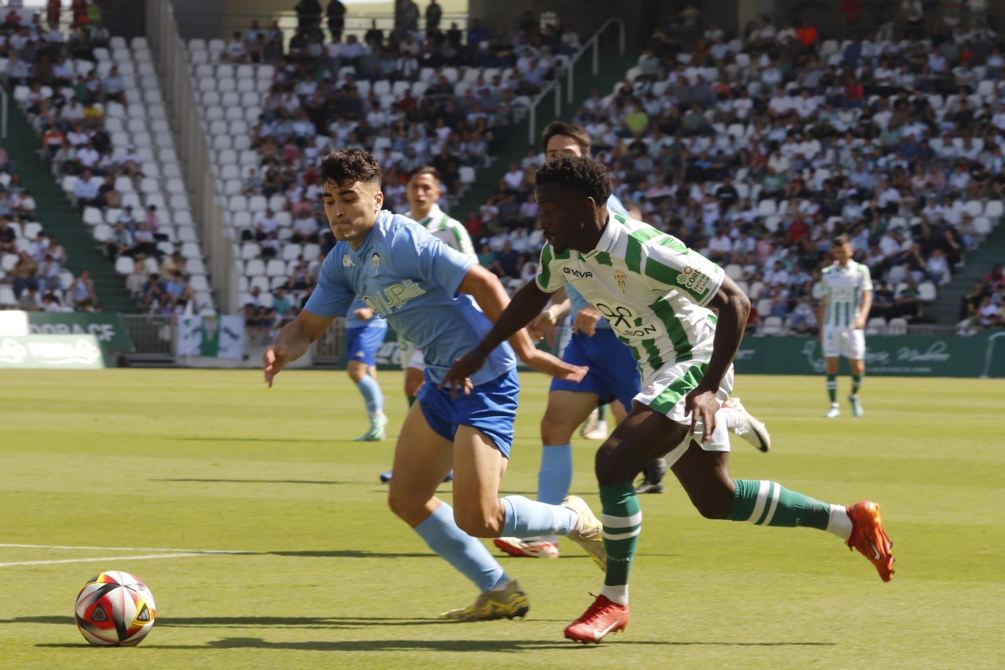 Córdoba CF-Alcoyano: las imágenes del partido en El Arcángel