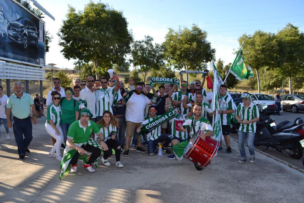 Afición del Mallorca antes del partido