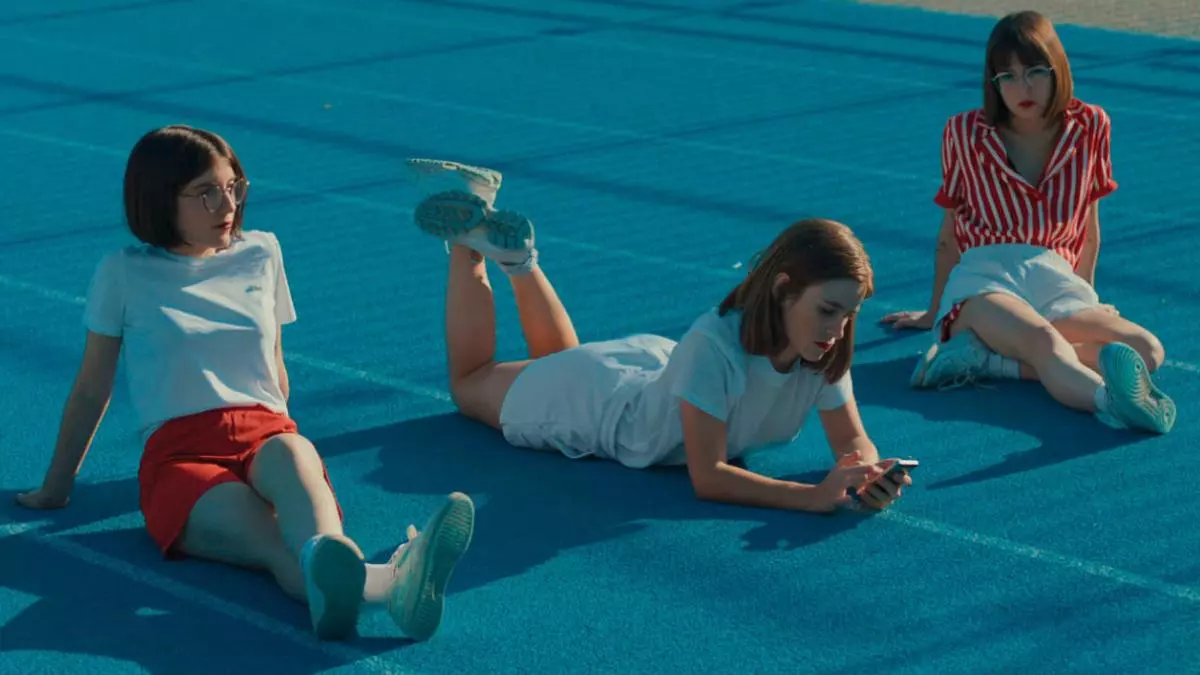 El grupo de pop Cariño critican el uso de una canción suya para un acto de campaña del PP