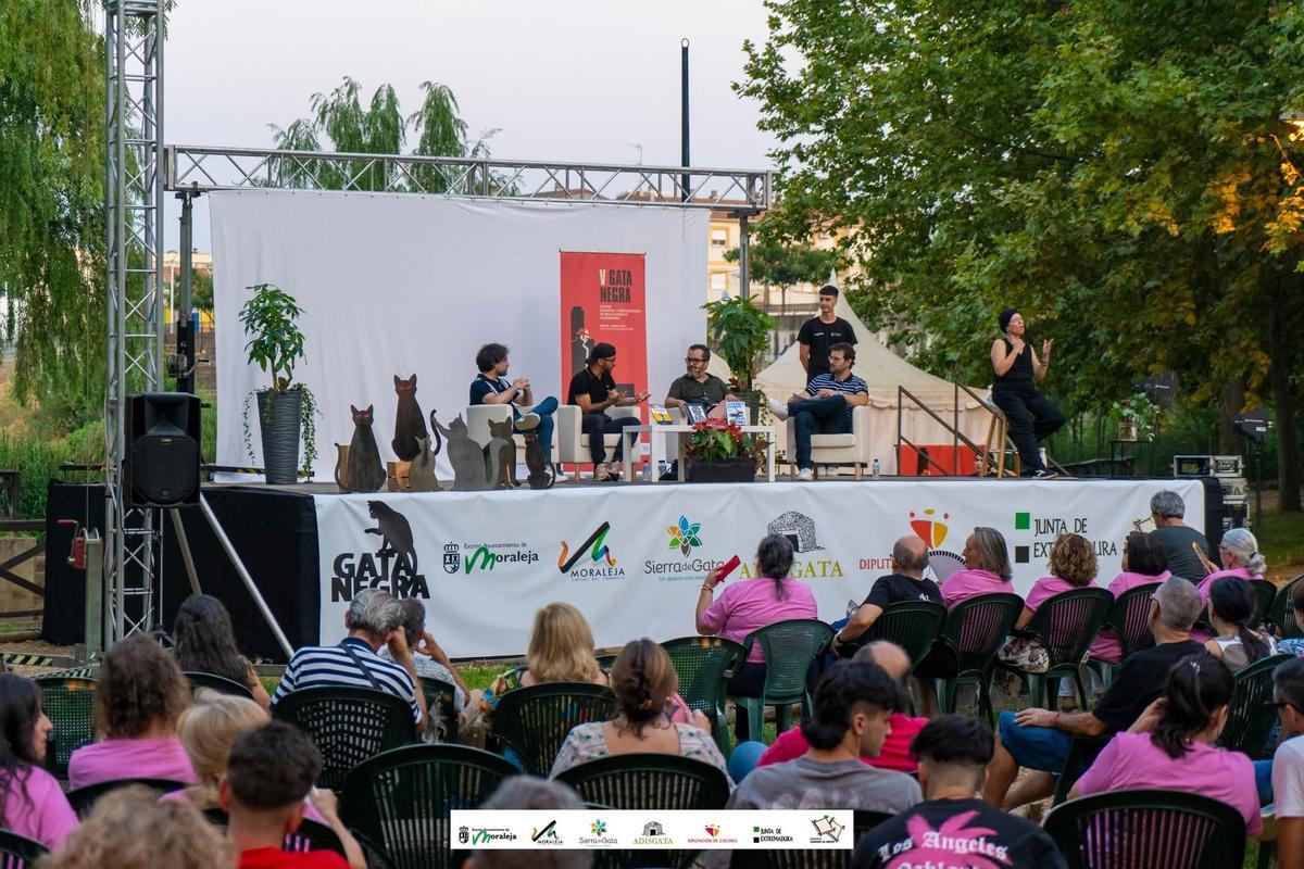 Gata Negra: el Festival Comarcal y Transfronterizo de Novela Negra que une culturas a ambos lados de La Raya