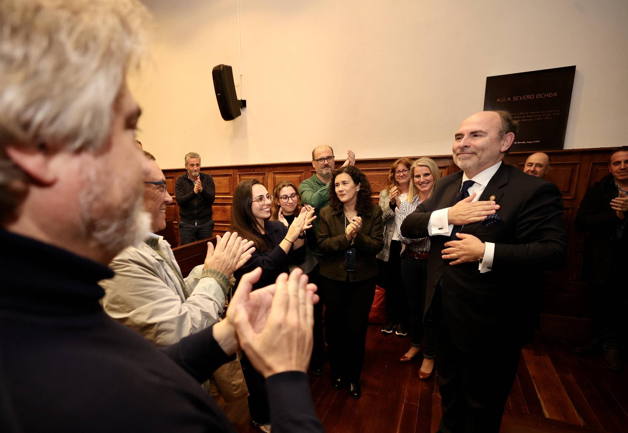 EN IMÁGENES: las votaciones para elegir al próximo Rector de la Universidad de Oviedo