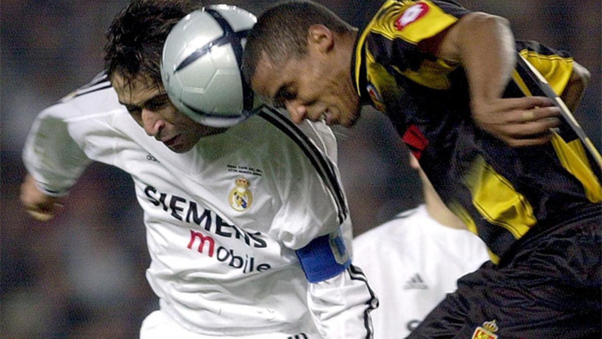 Imagen de archivo de la final que el Real Zaragoza ganó al Real Madrid en 2004