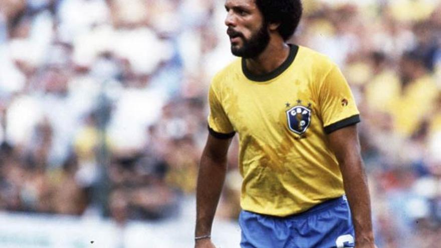 El brasileño Sócrates en el Mundial celebrado en España en el año 1982. i EFE