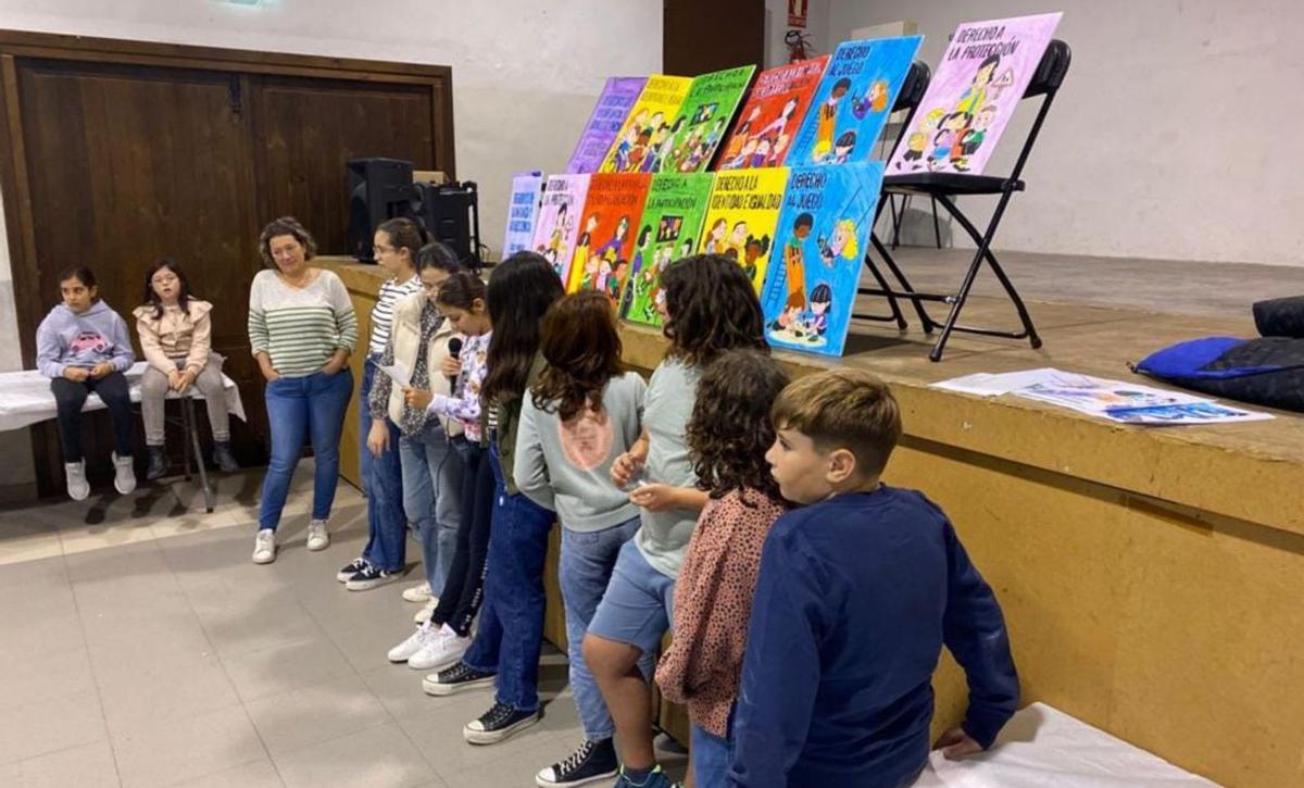 Ahora los carteles realizados recorrerán los centros educativos en una exposición.  | SERVICIO ESPECIAL