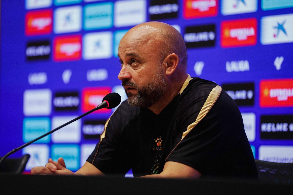 Manolo González, entrenador del RCD Espanyol, en rueda de prensa