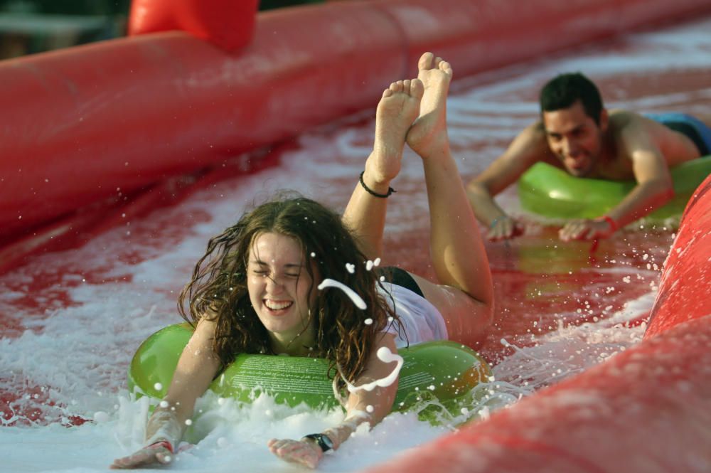 Coca cola celebra el fin del verano en La Malagueta