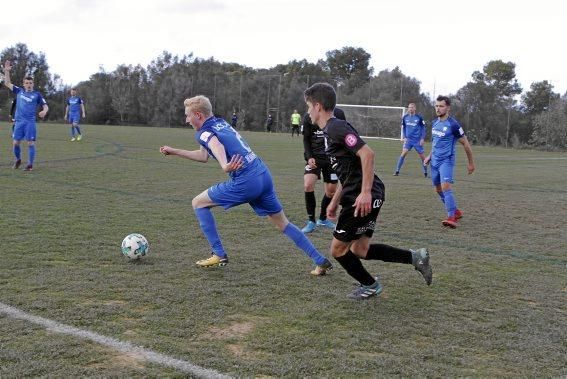 Der Schiedsrichter der Partie Atlético Baleares gegen VfL Bochum hat das Testspiel auf Mallorca am Mittwoch (10.1.) abgebrochen.