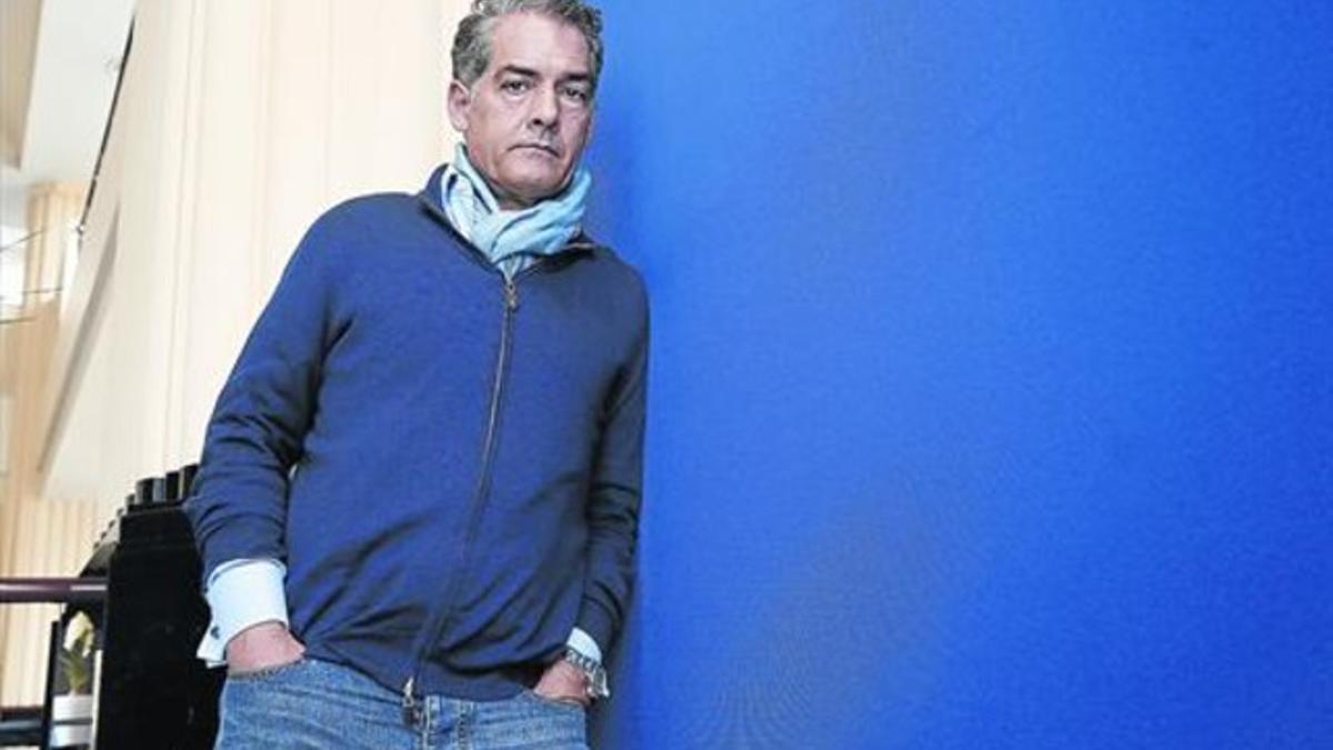 Philip Kerr «En el fútbol,   solo hay un listo de cada cuatro»_MEDIA_1