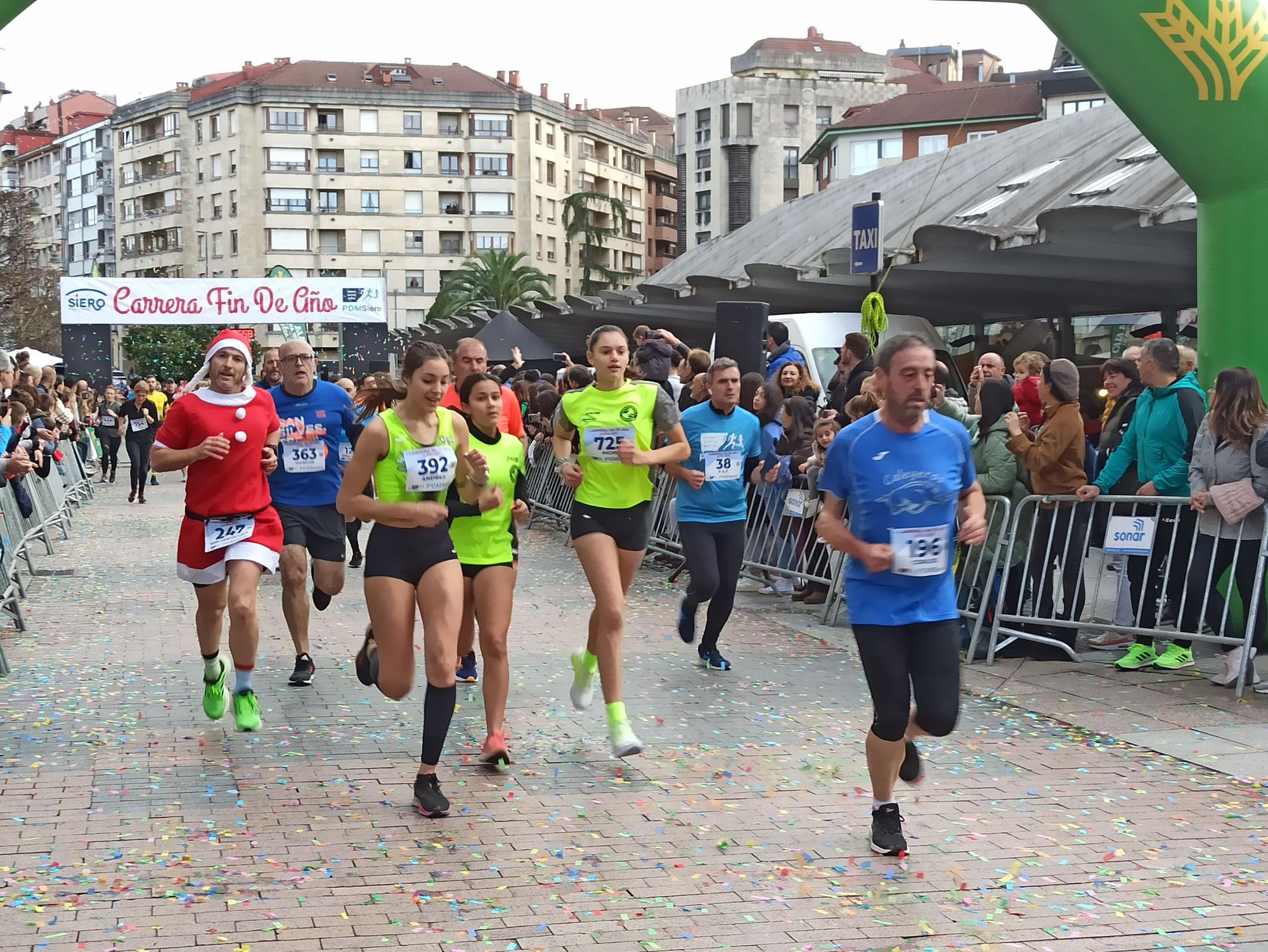 Casi 1.500 participantes disputan la carrera de Fin de Año de Pola de Siero