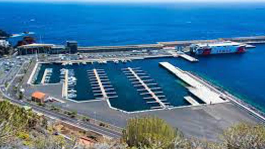 El alcalde de Valverde solicita una segunda conexión marítima con la Isla