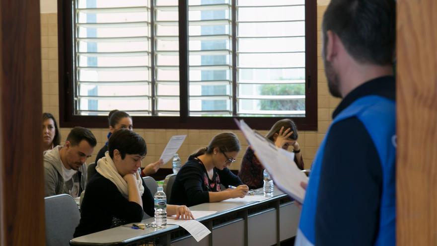 Uno de cada tres aspirantes a las oposiciones docentes de Extremadura son de Historia, Infantil y Primaria