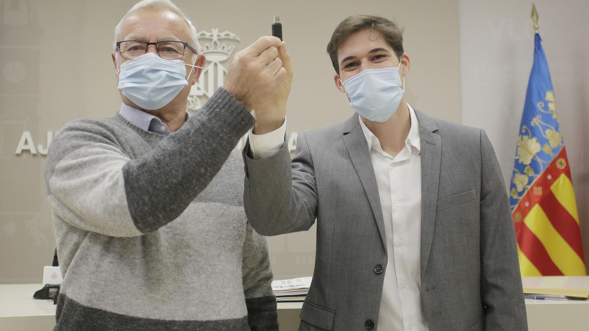 Joan Ribó y Borja Sanjuán el día de la presentación de los presupuestos.