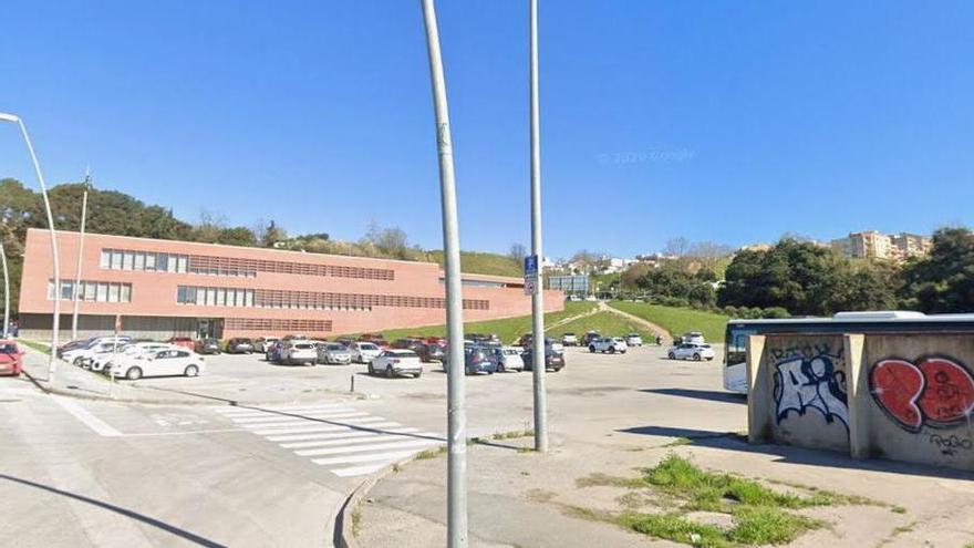 Un multireincident intenta atacar dos policies locals amb un ganivet a Blanes i l’acaben reduint a punta de pistola