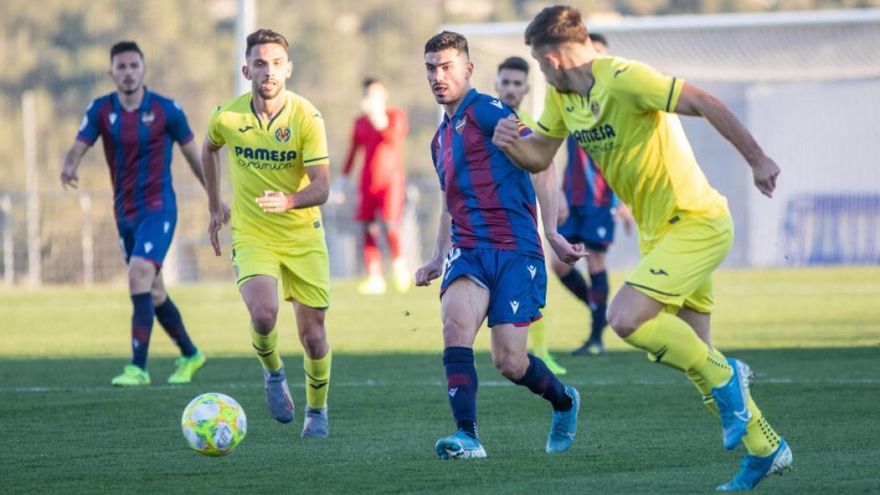 Igualdad en el derbi de Segunda B