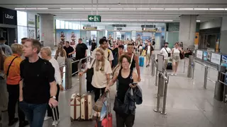 15 destinos a los que viajar este verano desde Málaga por 100 euros