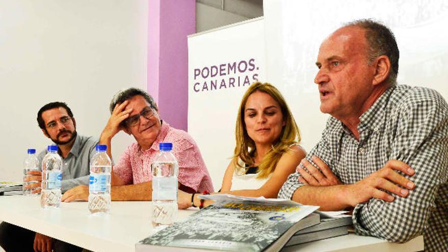 &#039;40 años de libertad&#039; se presenta en Podemos