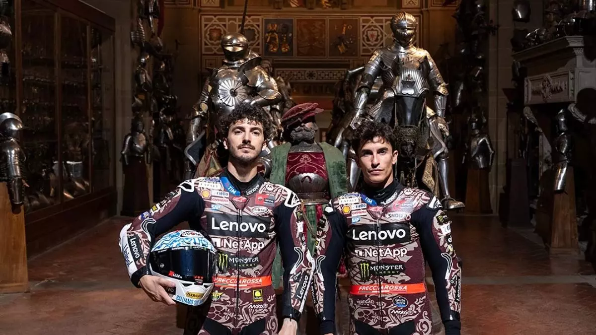 Lo que no se vio del GP de Italia: dos caballeros del renacimiento, abucheos a Marc y celebracin a 'lo Lorenzo'