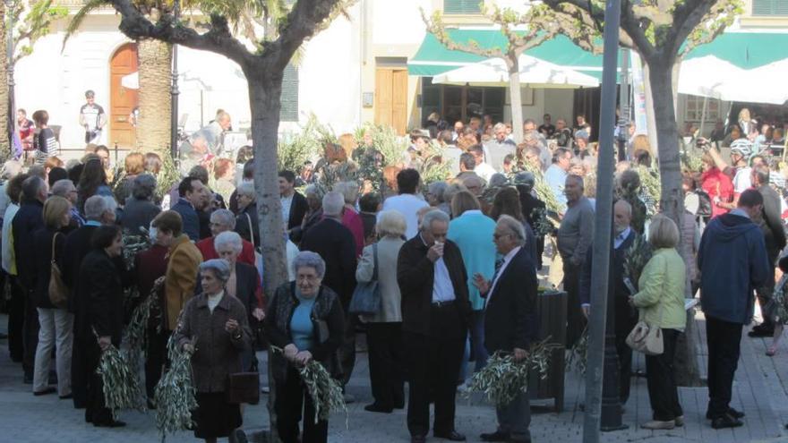 Imagen del pasado domingo de Ramos en Campanet, una de las escasas manifestaciones religiosas de la Semana Santa local.