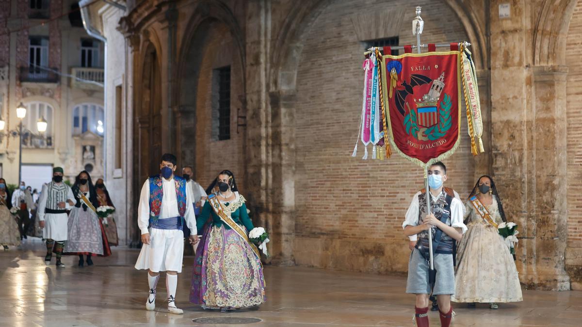 Búscate en el primer día de Ofrenda por las calles del Mar y Avellanas entre las 22:00 y 23:00 horas