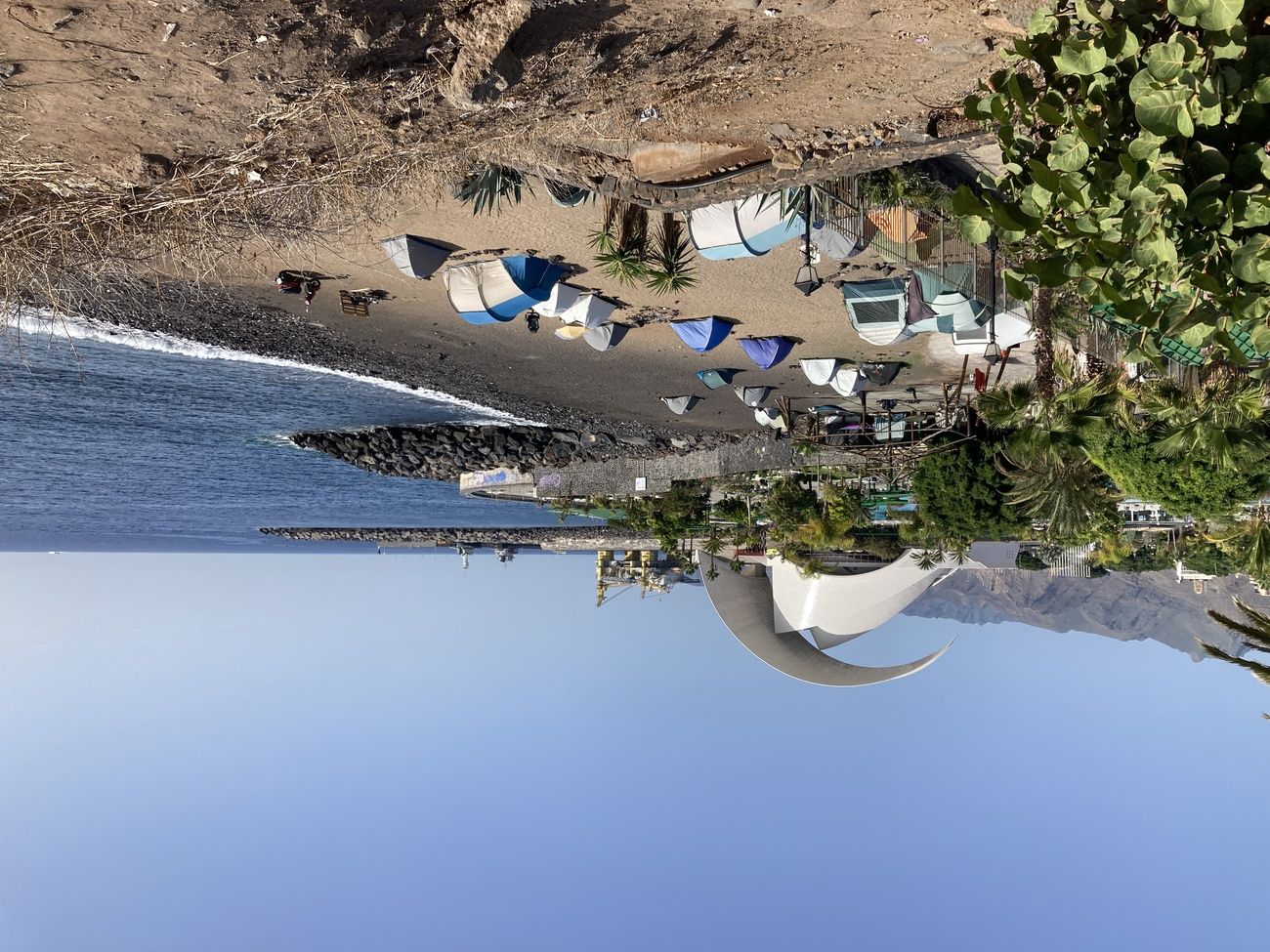 Casetas en la playa del Parque Marítimo de Santa Cruz de Tenerife