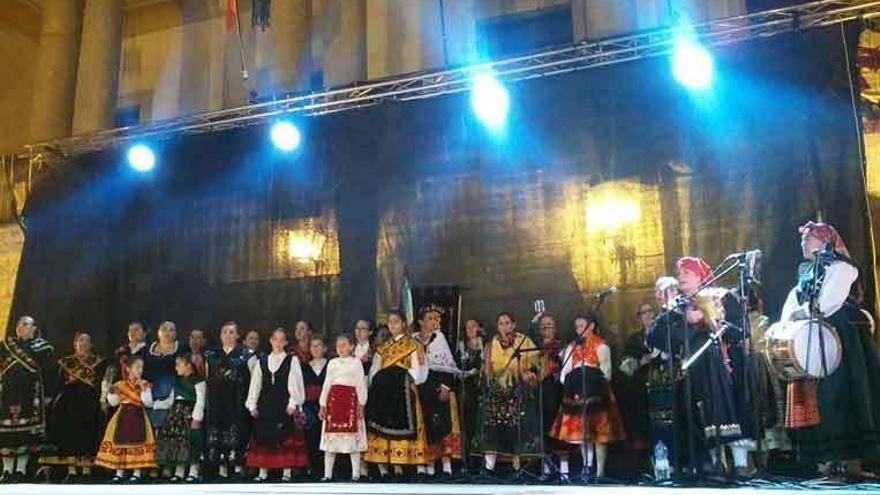 Música tradicional para homenajear la recolección de la uva