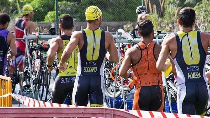 La celebración del triatlón Ocean Lava Tenerife obliga a cerrar calles este domingo en Santa Cruz de Tenerife