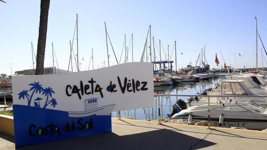 La Junta adjudica la reordenación de la zona de levante del puerto de Caleta de Vélez