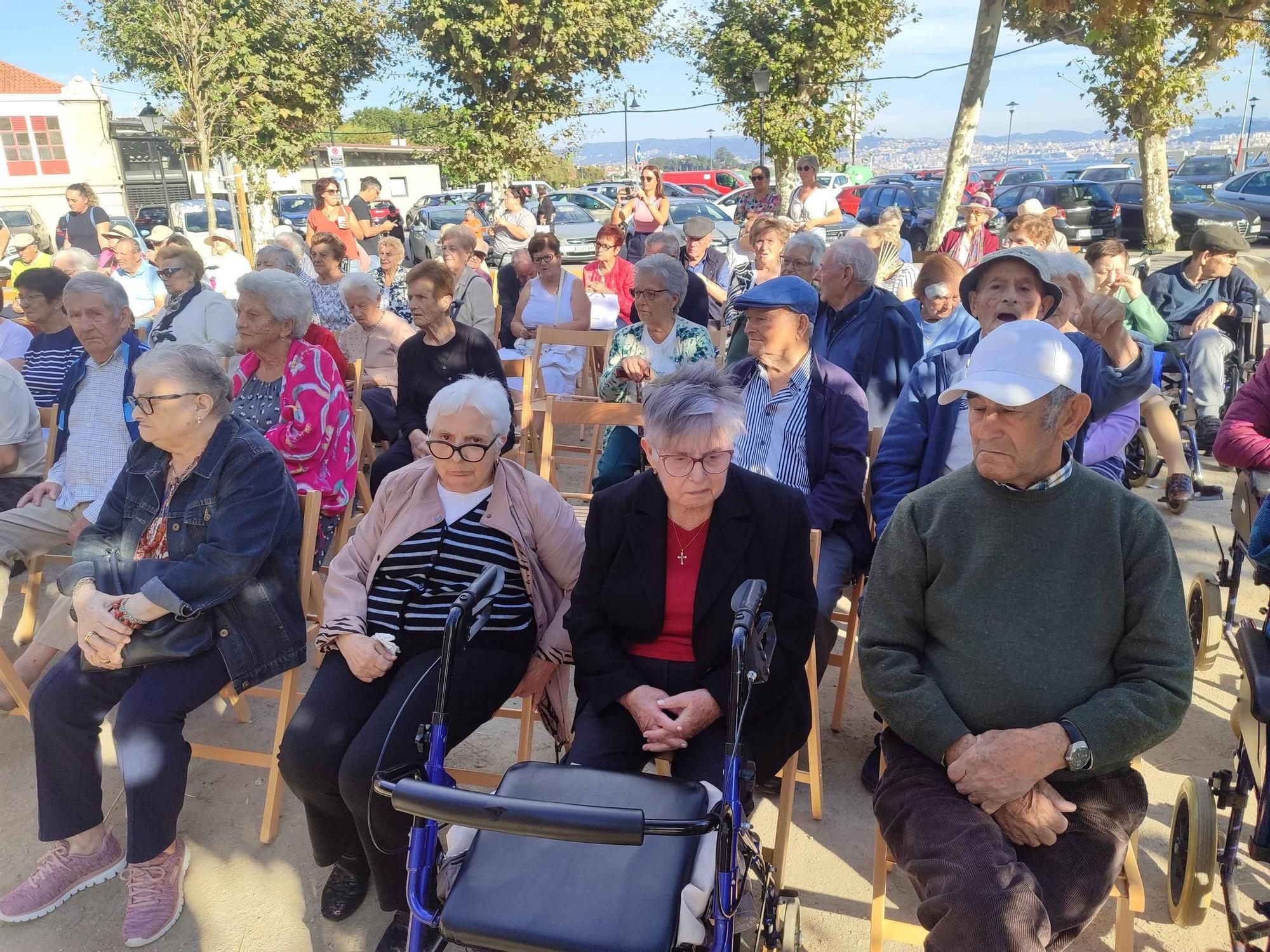 Los mayores alzan la voz en Cangas por la dignidad