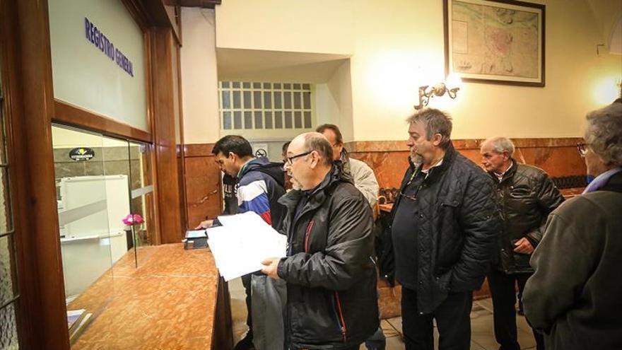 2.500 firmas piden un centro de mayores en Suerte de Saavedra