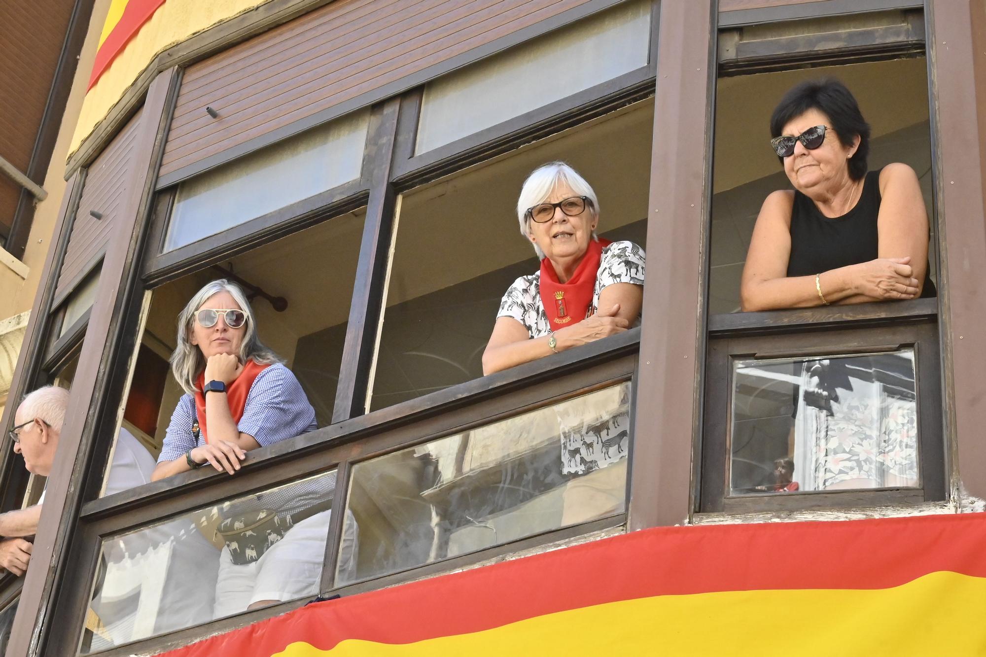 Fotos de ambiente y de la segunda Entrada de Toros y Caballos de Segorbe