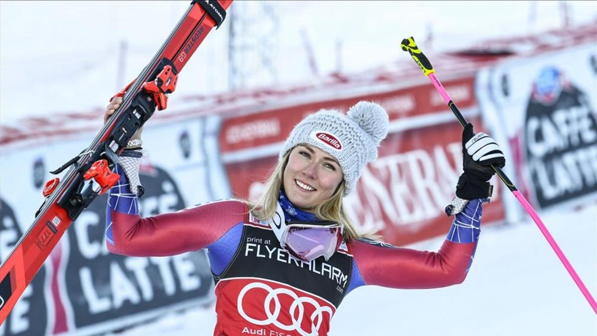 Shiffrin mostró su alegría tras saber de su victoria a la llegada