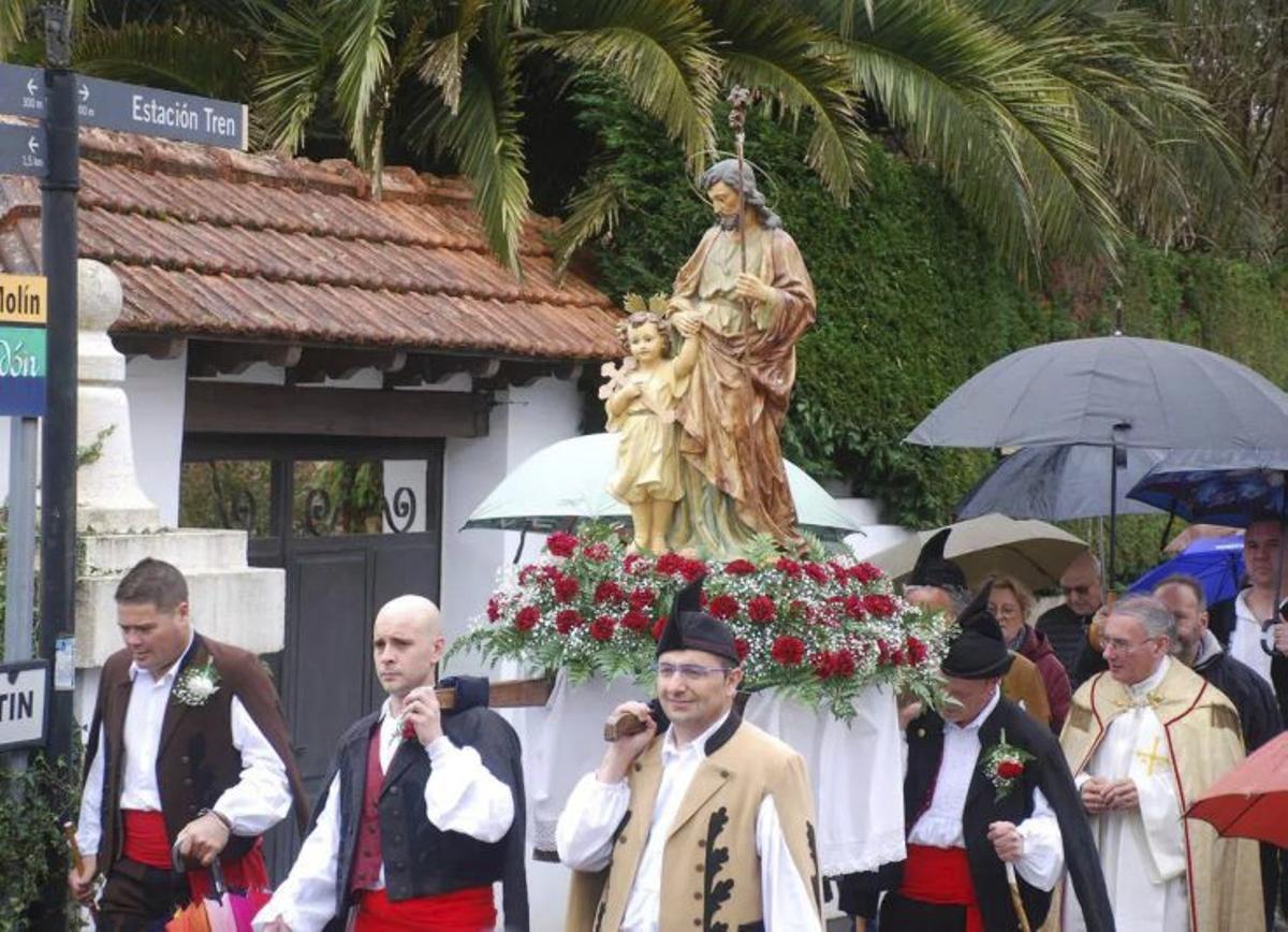 La procesión de San José del año pasado. | RAMÓN DÍAZ