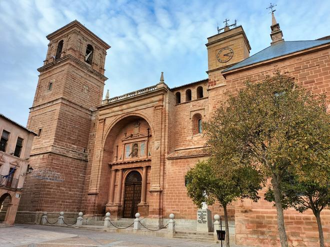 Iglesia de San Andrés en la localidad de Villanueva de Los Infantes, Ciudad Real.
