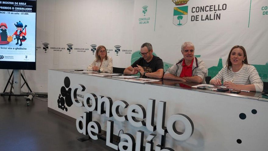 Presentación de la Mostra de Baile y los Premios «A Carballeira», ayer, en el Concello de Lalín.